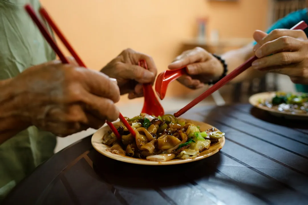 劳保鞋选购指南：德州工厂常用的5种安全鞋类型解析